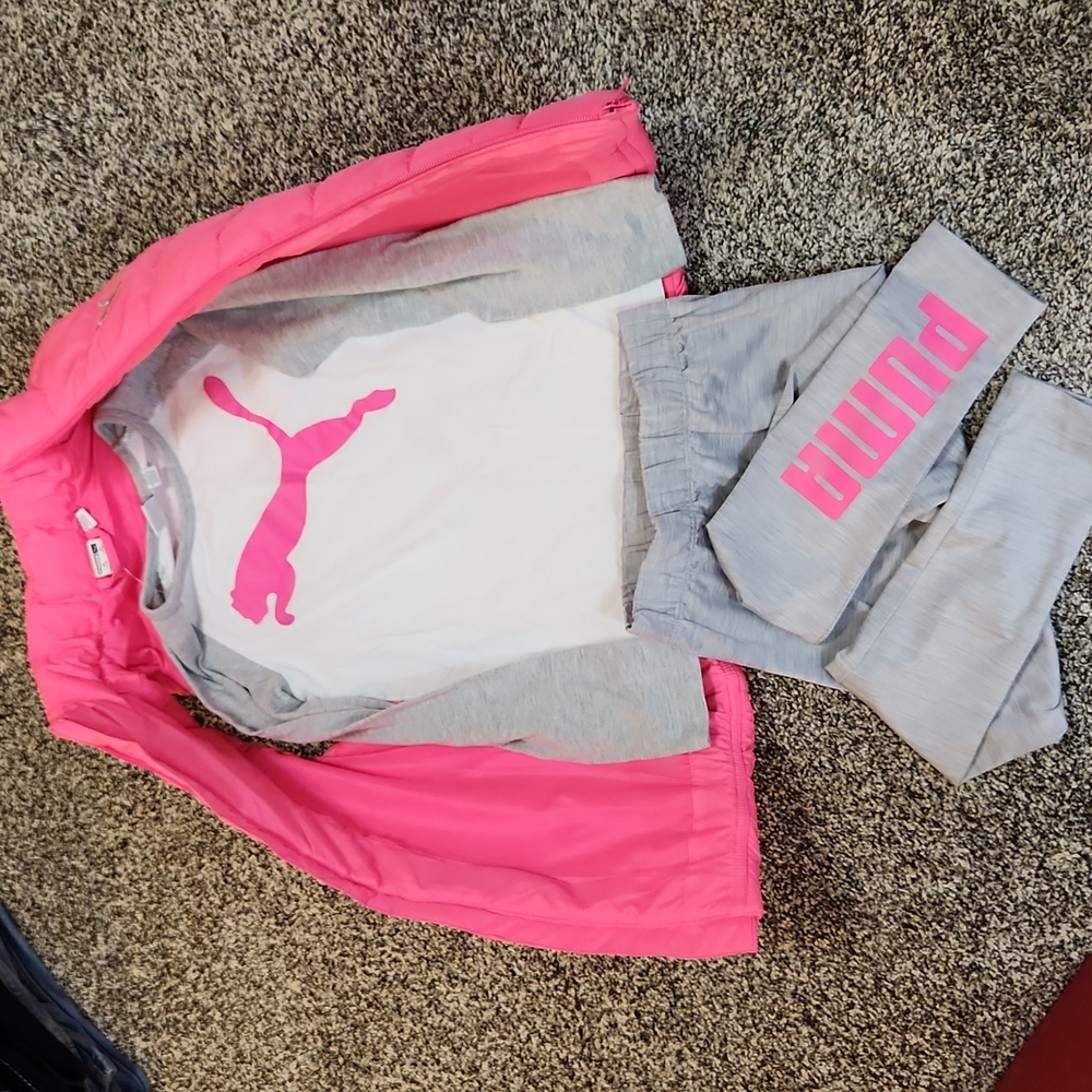 Three piece kids Puma set size small